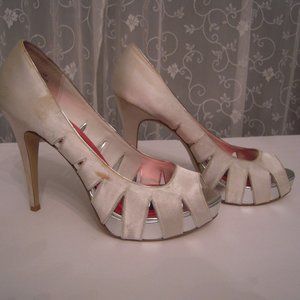 White platform heels  open toe